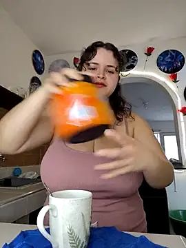 SeleneLuminari8 online show from 04/25/26, 02:03