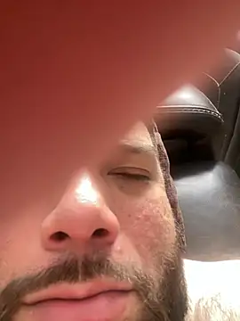 Snapshot of ChristianN8923 chatting on 03/21/26, 01:16 ChristianN8923 online show from 03/21/26, 01:16