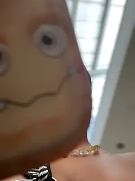 Snapshot of Kaily_Sweet16 chatting on 11/08/25, 07:56 Kaily Sweet16 online show from 11/08/25, 07:56