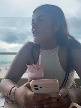 Snapshot of Kaily_Sweet16 chatting on 11/10/25, 07:13 Kaily Sweet16 online show from 11/10/25, 07:13