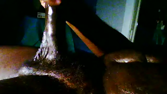 Snapshot of JezOne555 chatting on 11/26/25, 06:31 JezOne555 online show from 11/26/25, 06:31