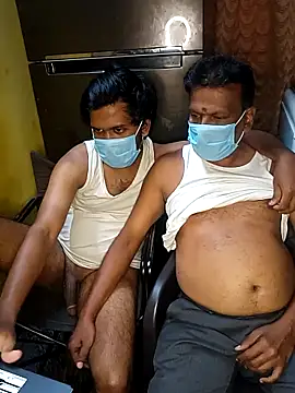 Snapshot of Tamiltopkaran chatting on 03/10/26, 06:18 Tamiltopkaran online show from 03/10/26, 06:18