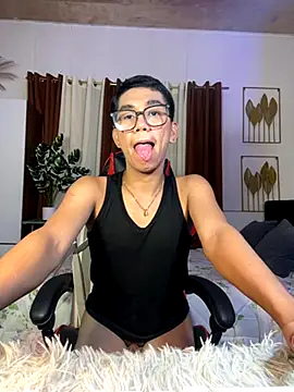 Snapshot of drinkmycumx chatting on 11/14/25, 04:17 drinkmycumx online show from 11/14/25, 04:17