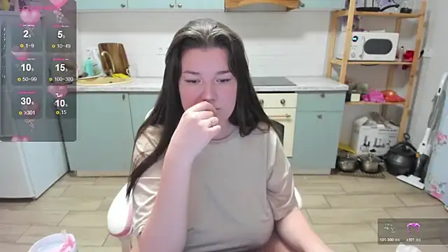 Snapshot of LinaElasm chatting on 03/10/26, 09:09 LinaElasm online show from 03/10/26, 09:09