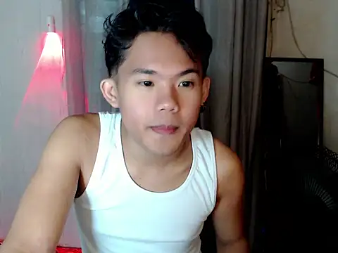 Snapshot of twink_asianbunny chatting on 09/12/25, 10:37 twink asianbunny online show from 09/12/25, 10:37