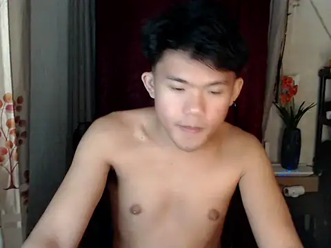 Snapshot of twink_asianbunny chatting on 10/22/25, 12:38 twink asianbunny online show from 10/22/25, 12:38
