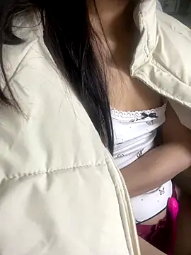 Mina048 online show from 12/22/25, 09:39