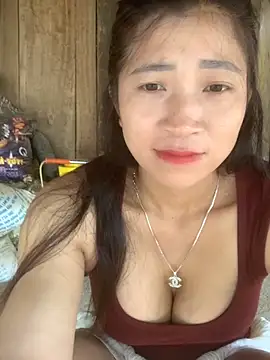 Snapshot of ThiHa003 chatting on 09/16/25, 05:30 ThiHa003 online show from 09/16/25, 05:30