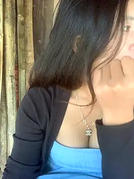 Snapshot of ThiHa003 chatting on 11/01/25, 02:13 ThiHa003 online show from 11/01/25, 02:13