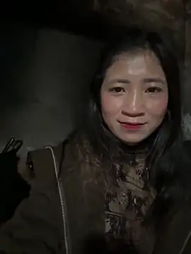 Snapshot of ThiHa003 chatting on 02/01/26, 04:00 ThiHa003 online show from 02/01/26, 04:00