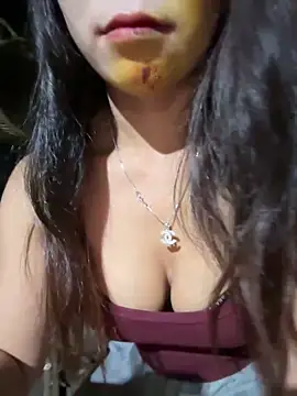 Snapshot of ThiHa003 chatting on 02/20/26, 03:25 ThiHa003 online show from 02/20/26, 03:25