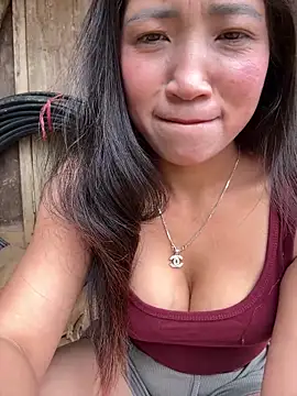 Snapshot of ThiHa003 chatting on 03/05/26, 05:47 ThiHa003 online show from 03/05/26, 05:47