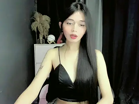 Snapshot of LexiLove chatting on 11/08/25, 06:57 LexiLove online show from 11/08/25, 06:57