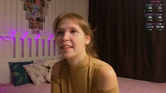 BeatrixCarIeton online show from 11/07/25, 07:14