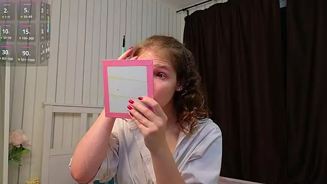 BeatrixCarIeton online show from 11/12/25, 07:24