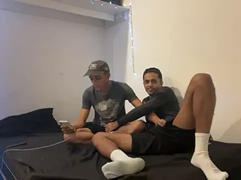 Midnight Socks Guys online show from 07/05/26, 12:28