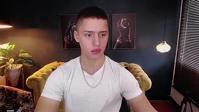 Snapshot of deivid_parker chatting on 09/13/25, 02:06 deivid parker online show from 09/13/25, 02:06