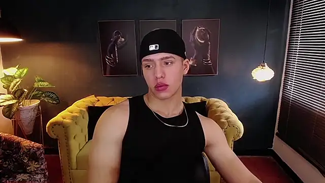 Snapshot of deivid_parker chatting on 09/16/25, 01:45 deivid parker online show from 09/16/25, 01:45