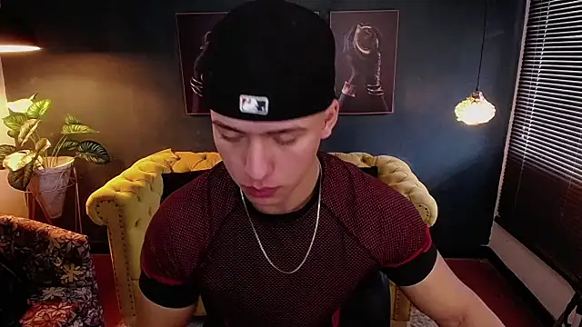 Snapshot of deivid_parker chatting on 09/22/25, 01:46 deivid parker online show from 09/22/25, 01:46