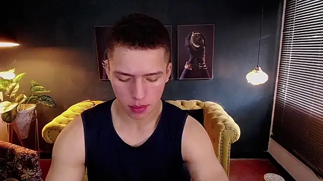 Snapshot of deivid_parker chatting on 10/01/25, 02:01 deivid parker online show from 10/01/25, 02:01