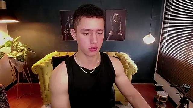 Snapshot of deivid_parker chatting on 10/13/25, 03:01 deivid parker online show from 10/13/25, 03:01