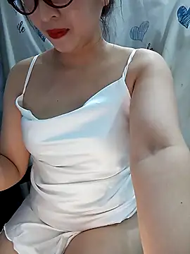 Ariana-Vy online show from 03/11/26, 02:50