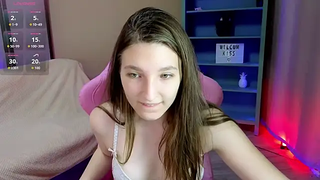 Snapshot of Mia_Myles chatting on 10/01/25, 10:10 Mia Myles online show from 10/01/25, 10:10