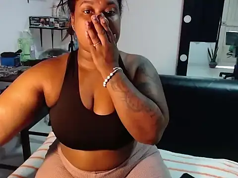 Snapshot of Sam_Blue chatting on 01/15/26, 01:59 Sam Blue online show from 01/15/26, 01:59