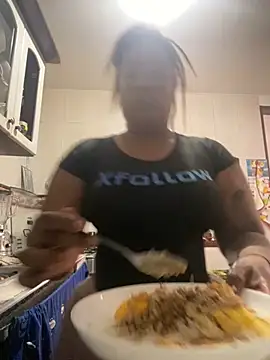 Snapshot of Sam_Blue chatting on 02/18/26, 12:56 Sam Blue online show from 02/18/26, 12:56