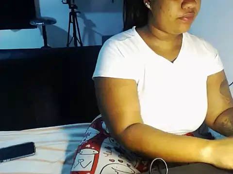 Snapshot of Sam_Blue chatting on 03/11/26, 10:54 Sam Blue online show from 03/11/26, 10:54