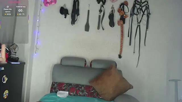 angierot2025 online show from 11/07/25, 01:38