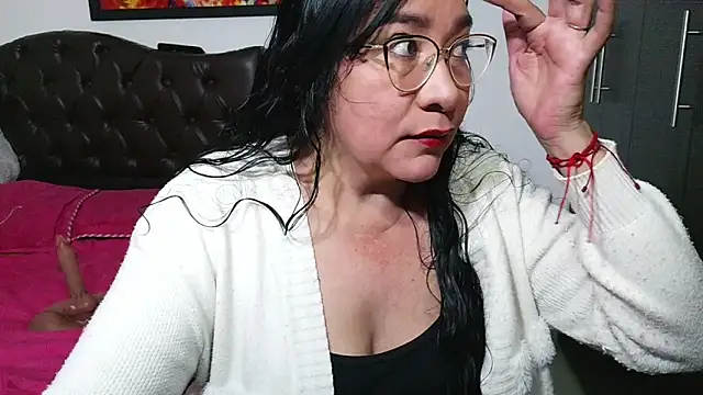 Snapshot of Grace_mature_milf chatting on 05/30/26, 11:29 Grace mature milf online show from 05/30/26, 11:29