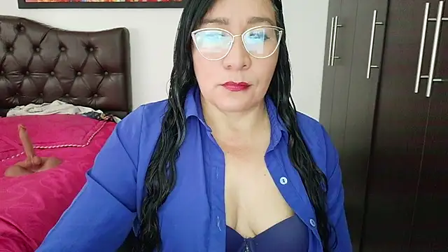 Snapshot of Grace_mature_milf chatting on 06/12/26, 11:20 Grace mature milf online show from 06/12/26, 11:20