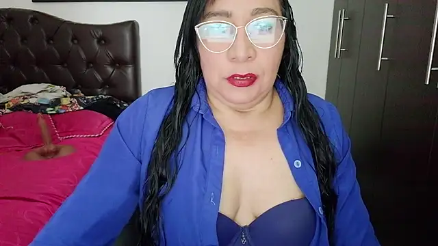Grace mature milf online show from 06/25/26, 11:59