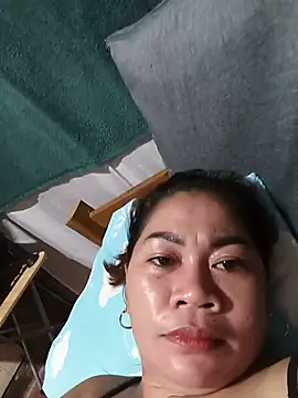 sexybitch 02 online show from 06/17/26, 12:50
