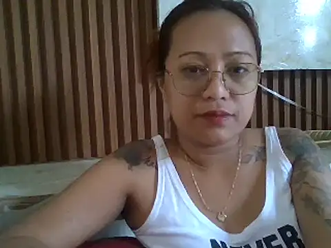 Hotmorena1007 online show from 04/16/26, 05:41