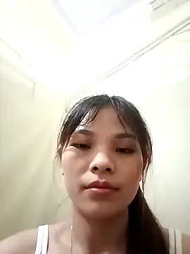 Ocnguyety online show from 10/27/25, 01:15