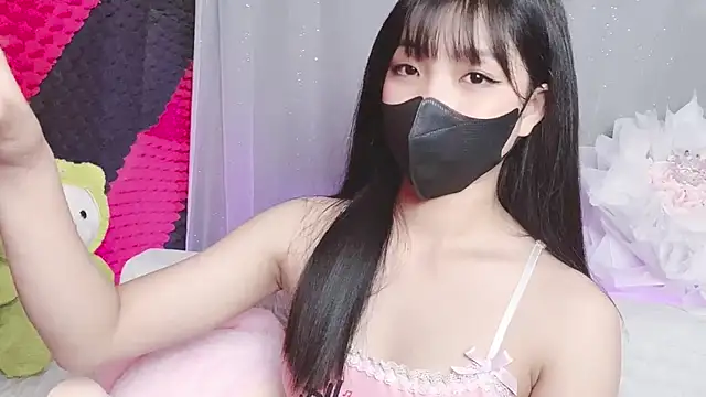 kemybaby online show from 10/17/25, 01:42