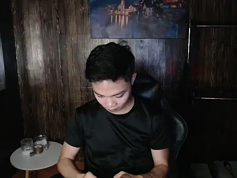 hotzachery online show from 04/17/26, 09:45