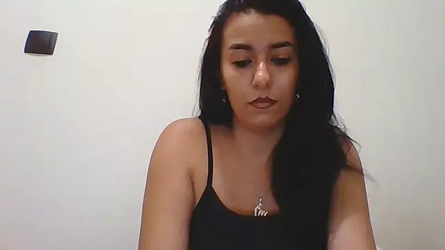 Maryem637048 online show from 06/24/26, 12:59
