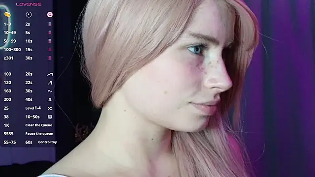 Snapshot of PieraMarch chatting on 10/10/25, 07:35 PieraMarch online show from 10/10/25, 07:35