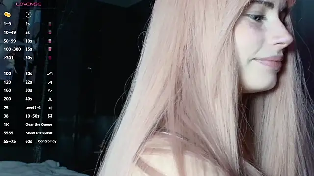 Snapshot of PieraMarch chatting on 11/22/25, 05:45 PieraMarch online show from 11/22/25, 05:45