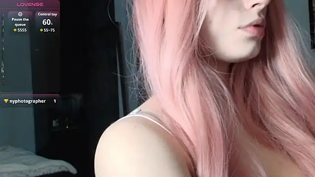 Snapshot of PieraMarch chatting on 02/07/26, 07:17 PieraMarch online show from 02/07/26, 07:17