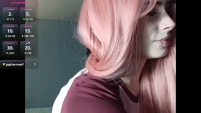 Snapshot of PieraMarch chatting on 03/18/26, 08:34 PieraMarch online show from 03/18/26, 08:34