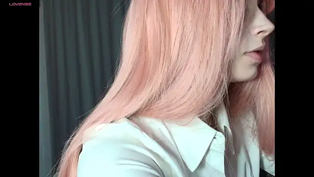 Snapshot of PieraMarch chatting on 03/24/26, 08:03 PieraMarch online show from 03/24/26, 08:03