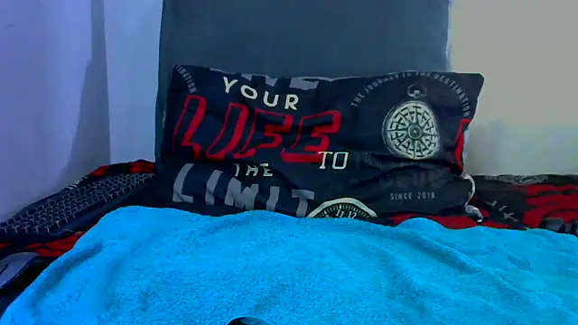 shy-lillyX22 online show from 10/18/25, 11:16