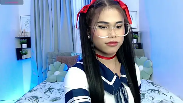 PrettyBlythes TS online show from 11/12/25, 01:22