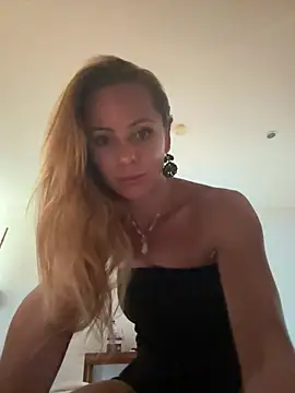 amelialorenz online show from 06/22/26, 02:13