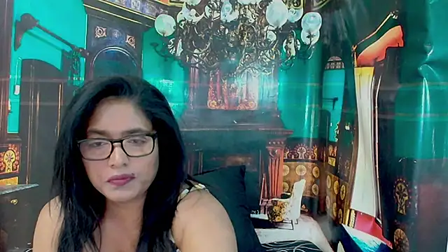 Snapshot of IndiaBlackPanther chatting on 07/06/26, 06:10 IndiaBlackPanther online show from 07/06/26, 06:10