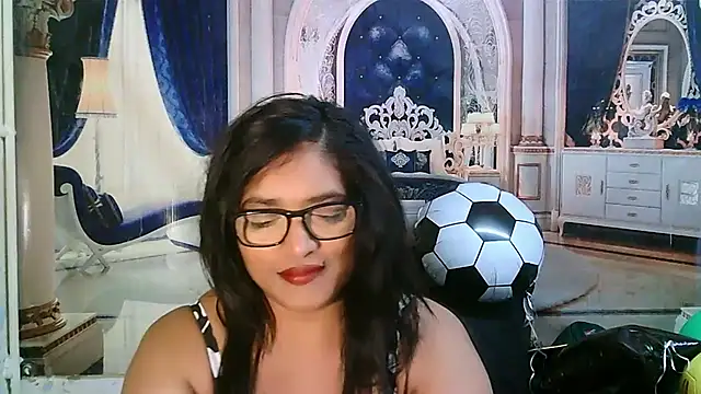 Snapshot of IndiaBlackPanther chatting on 07/19/26, 05:49 IndiaBlackPanther online show from 07/19/26, 05:49